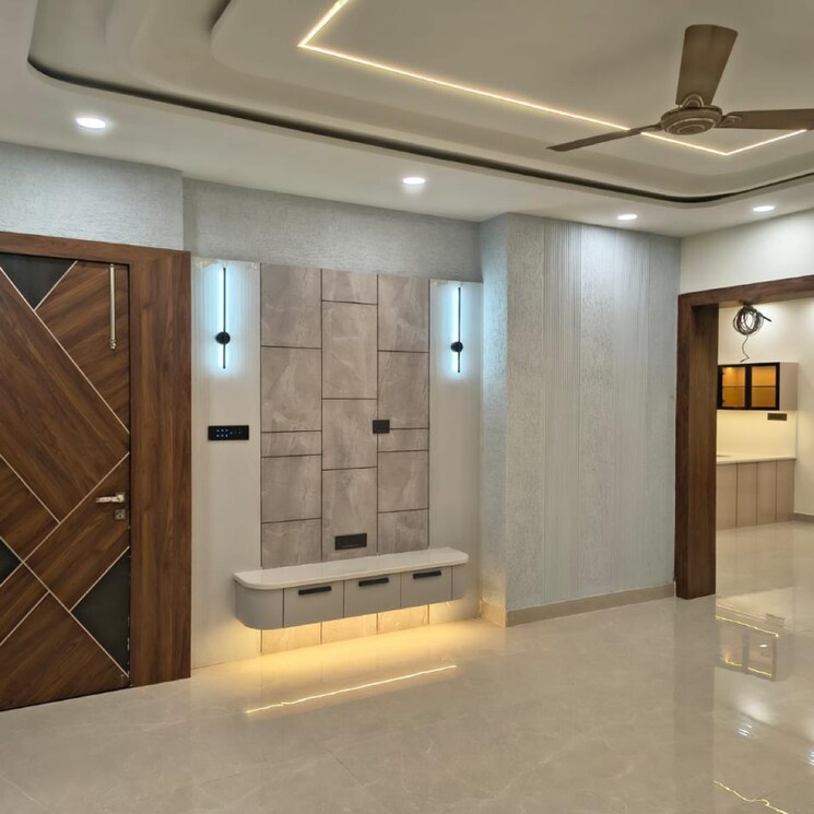 undefined, gomti nagar 5 Bedroom 2152 Sq.Ft. Villa In Gomti Nagar Lucknow 9399468