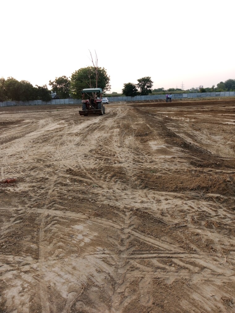 undefined, gwalior road  900 Sq.Ft. Plot In Gwalior Road Agra 9399475