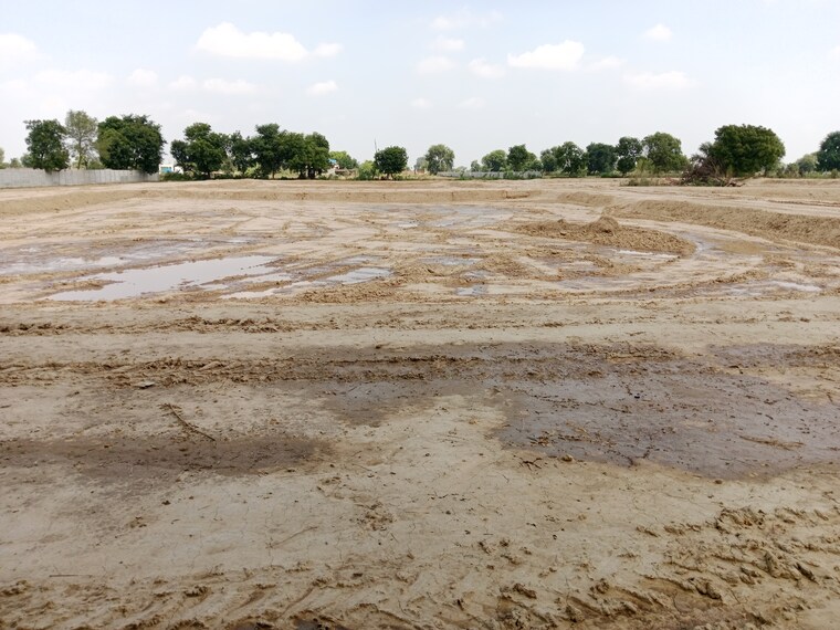 undefined, gwalior road  900 Sq.Ft. Plot In Gwalior Road Agra 9399475