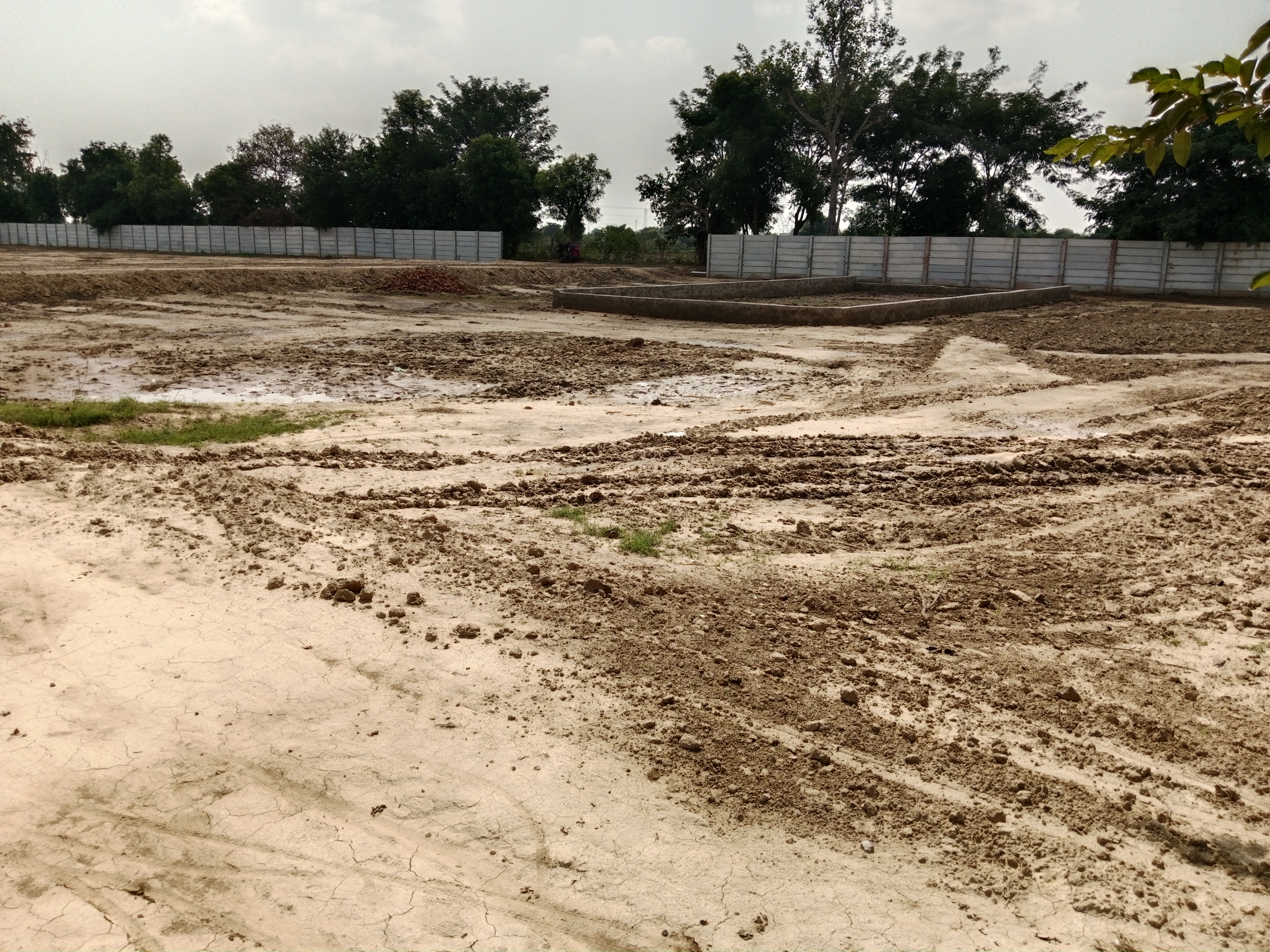 Plot For Sale in Vinayak City Colony 