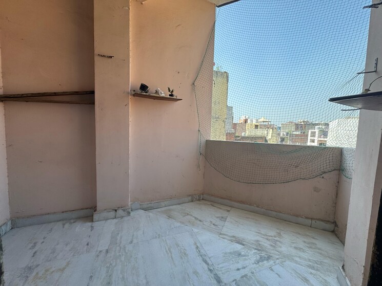 Bathroom, chattarpur 2 Bedroom 900 Sq.Ft. Builder Floor In Chattarpur Delhi 9399500