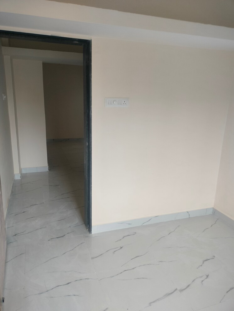 Room, wadgaon sheri 1 Bedroom 550 Sq.Ft. Apartment In Wadgaon Sheri Pune 9399483