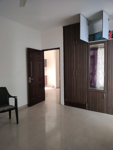 Room in 2 BHK Apartment at Aura Homes, Patiala Road – for Rent