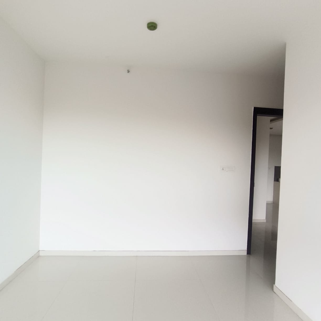2 BHK Apartment For Rent in Runwal The Central Park