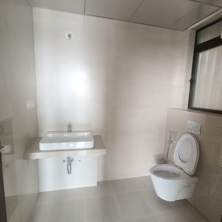 Bathroom, runwal-the-central-park 2 Bedroom 741 Sq.Ft. Apartment In Chinchwad Pune 9399478