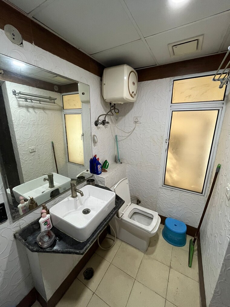 Master Bedroom, mahagun-mywoods 2 Bedroom 1370 Sq.Ft. Apartment In Sector 16c Greater Noida Greater Noida 9399506