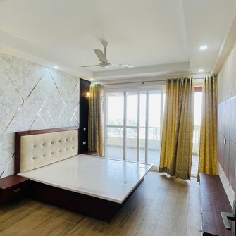 3.5 BHK 2350 Sq.Ft. Apartment in MI Rustle Court