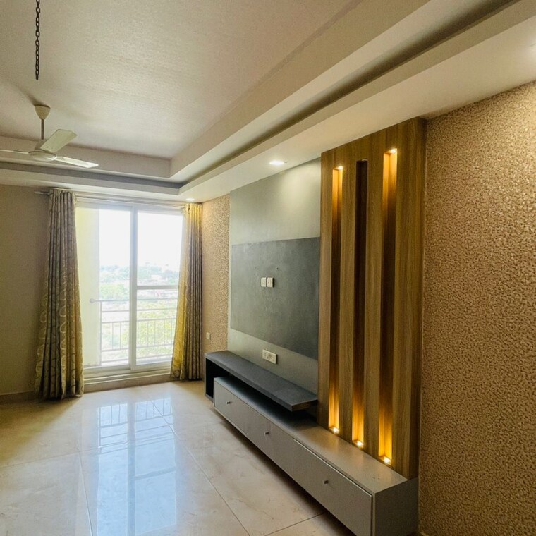 Living Room, mi-rustle-court 3.5 Bedroom 2350 Sq.Ft. Apartment In Malesemau Lucknow 9399529
