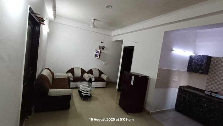 Master Bedroom, amrapali-princely-estate 1.5 Bedroom 700 Sq.Ft. Apartment In Sector 76 Noida 9399569