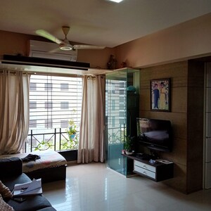 1 BHK Apartment For Rent in Swapnalok Apartment Andheri, Andheri East