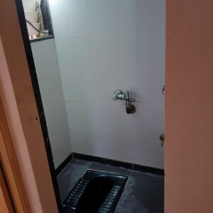 Bathroom in 1 BHK Apartment at Swapnalok Apartment Andheri, Andheri East – for Rent
