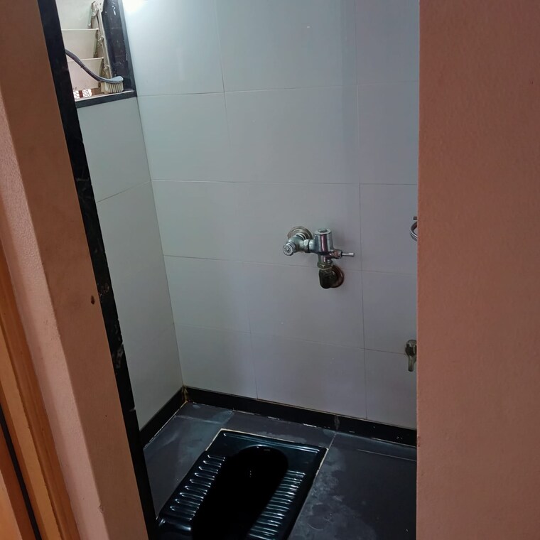 Bathroom, swapnalok-apartment-andheri 1 Bedroom 400 Sq.Ft. Apartment In Andheri East Mumbai 9399562