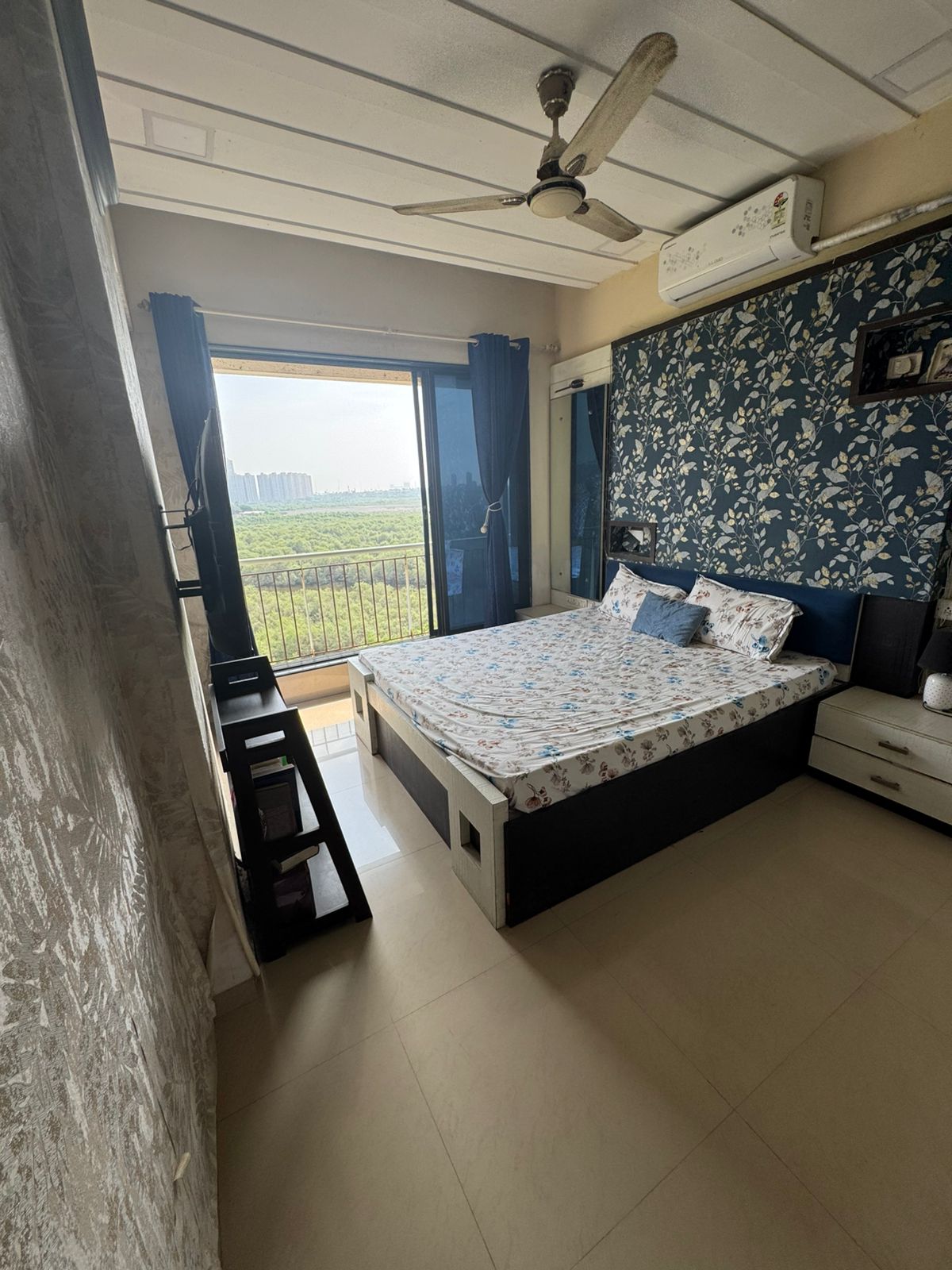 2 BHK + Pooja Room Apartment For Sale in Jinay CHS