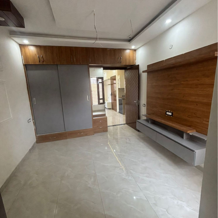 Room, sunny enclave 4 Bedroom 990 Sq.Ft. Independent House In Sunny Enclave Mohali 9399614