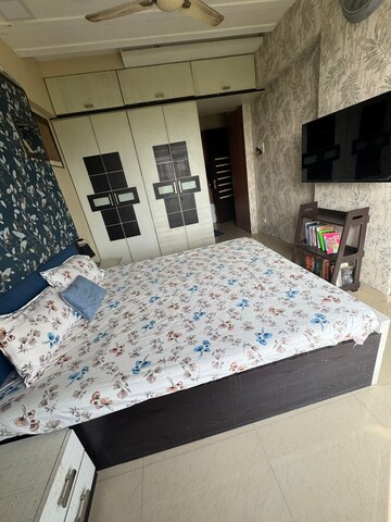 Bedroom in 2 BHK Apartment at Jinay CHS, Kandivali West – for Sale