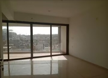 Room in 3 BHK Apartment at Ambawadi – for Rent