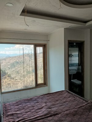 Room in 2 BHK Builder Floor at Kamyana Bharari Road – for Sale