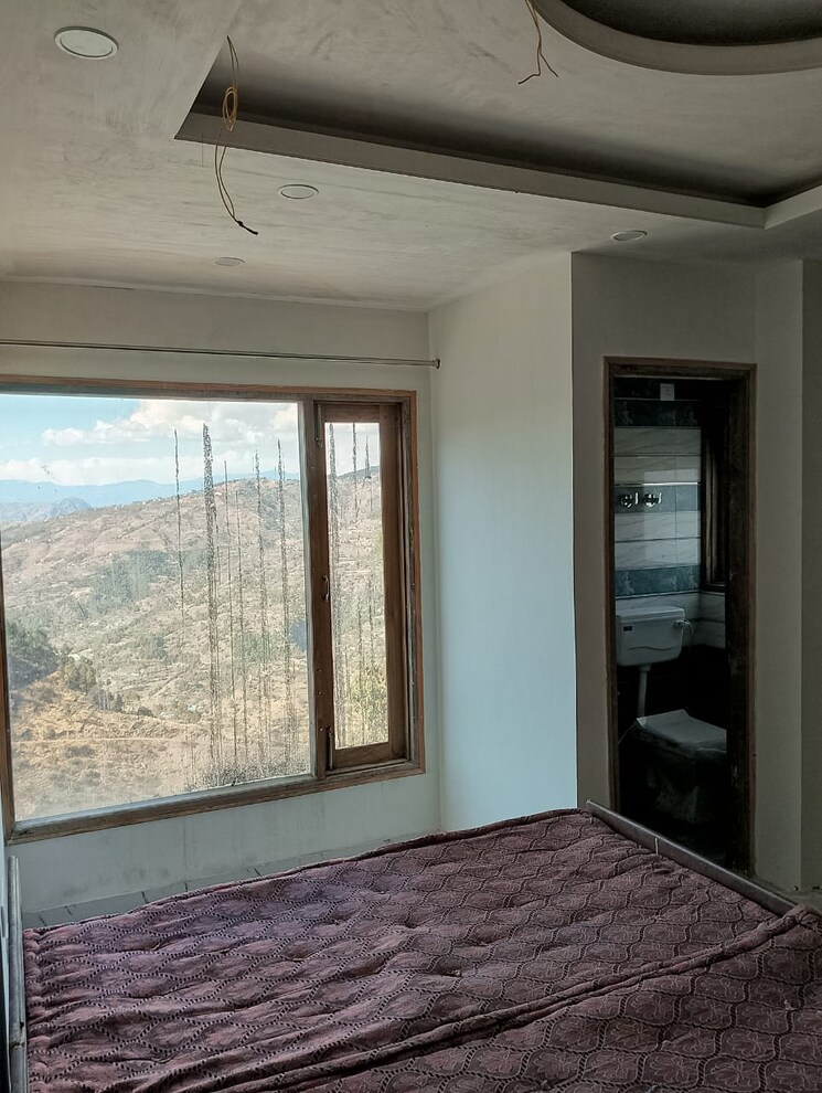 Room, kamyana bharari road 2 Bedroom 800 Sq.Ft. Builder Floor In Kamyana Bharari Road Shimla 9399635