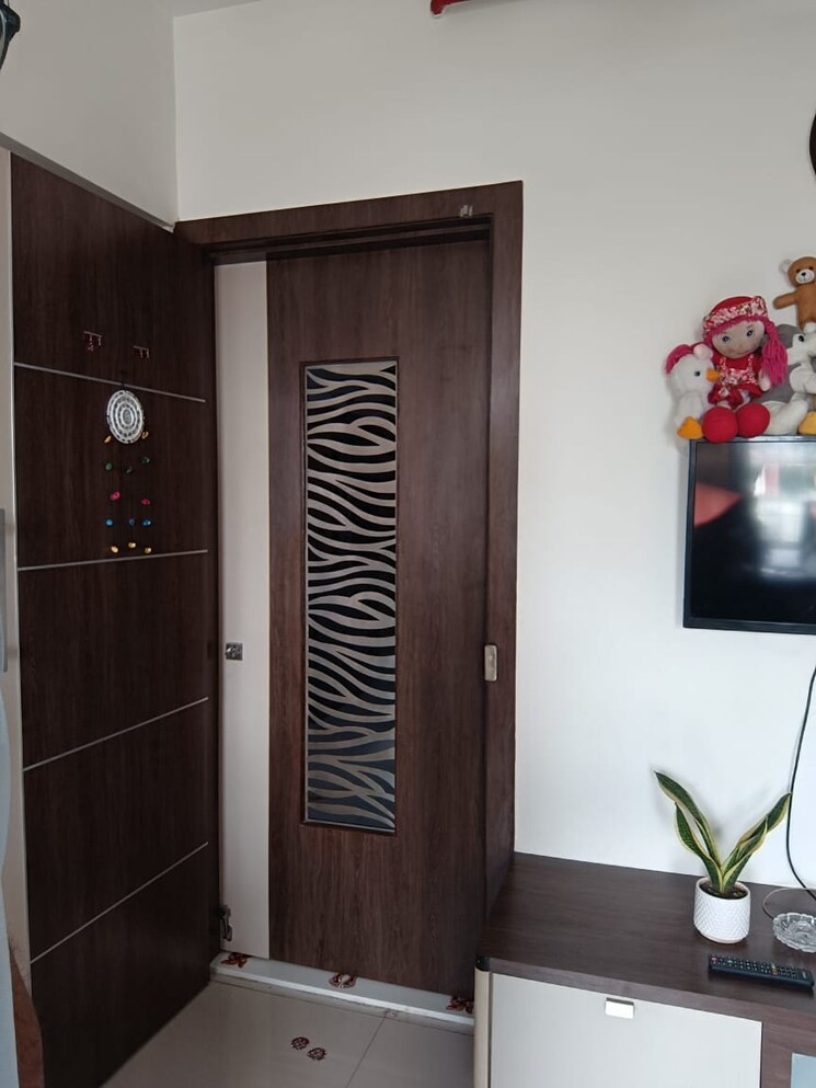 undefined, shree-abhishek-chs 1 Bedroom 415 Sq.Ft. Apartment In Kandivali West Mumbai 9399646