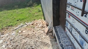  Plot For Sale in Bichpuri