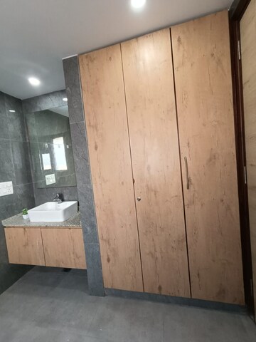 Bathroom in 2 BHK Builder Floor at Sector 40 – for Rent