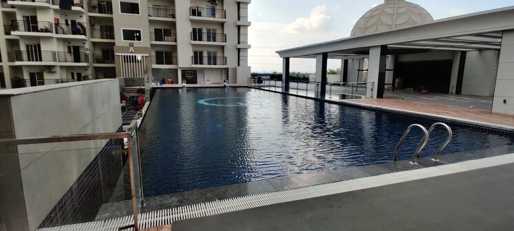 Swimming Pool, gulshan-botnia 2 Bedroom 1025 Sq.Ft. Apartment In Sector 144 Noida 9399687