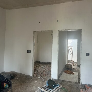 Room in 3 BHK Villa at Partapur – for Sale