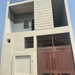 3 BHK + Study Room Villa For Sale in Gayatri Gardan 