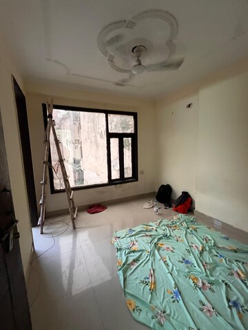Bedroom in 1 BHK Builder Floor at Chattarpur – for Rent