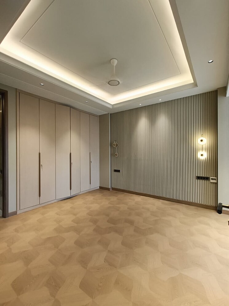 Room, dlf-city-phase-iv 4 Bedroom 4500 Sq.Ft. Builder Floor In Dlf Phase iv Gurgaon 9399693