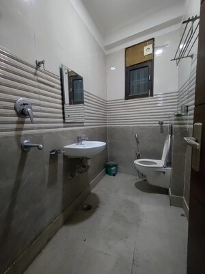 Kitchen in 2 BHK Builder Floor at Sector 46 – for Rent