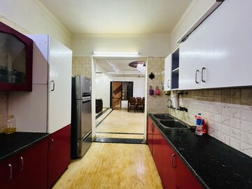 Bedroom in 5 BHK Independent House at Sector 76 – for Sale