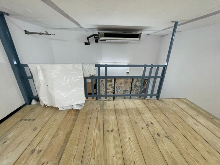 Team Area, rustomjee-eaze-zone-mall Commercial Office Space 187 Sq.Ft. In Malad West Mumbai 9399713