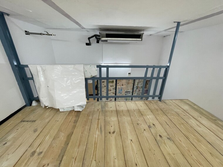 Team Area, rustomjee-eaze-zone-mall Commercial Office Space 187 Sq.Ft. In Malad West Mumbai 9399713