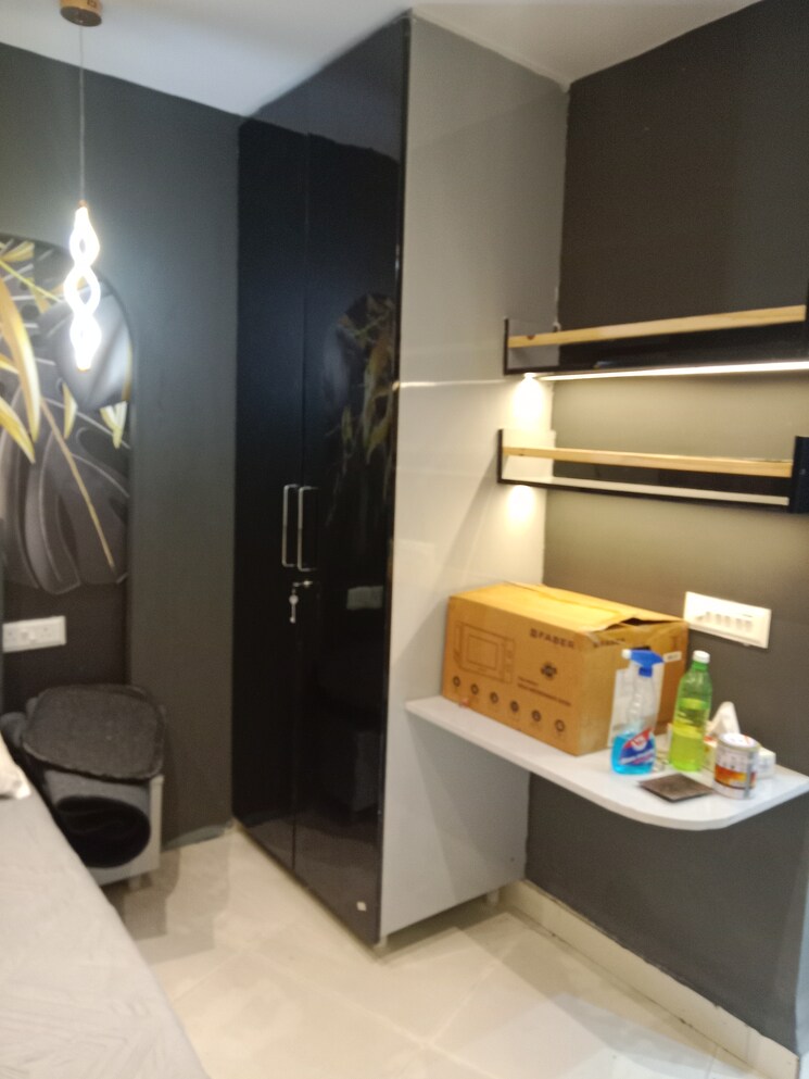 undefined, gaur-city-center Commercial Showroom 550 Sq.Ft. In Sector 4 Greater Noida Greater Noida 9399750