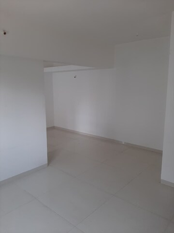 Room in 1 BHK Apartment at Vatsalya CHS, Kothrud – for Rent