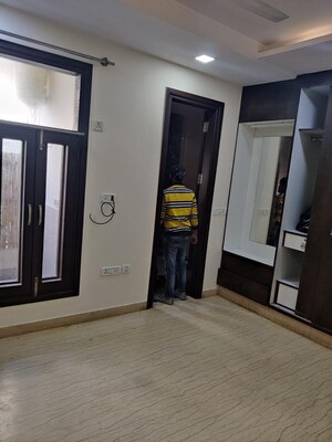 Building Lobby in 3 BHK Builder Floor at Malviya Nagar – for Rent