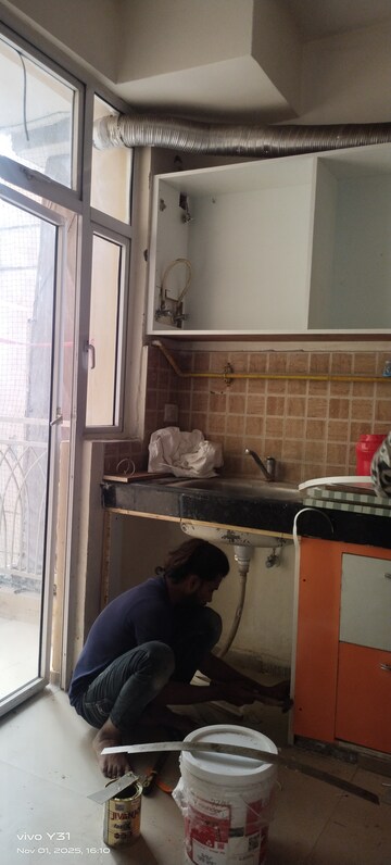 Kitchen in 2.5 BHK Apartment at Mahagun Mywoods, Sector 16c Greater Noida – for Rent