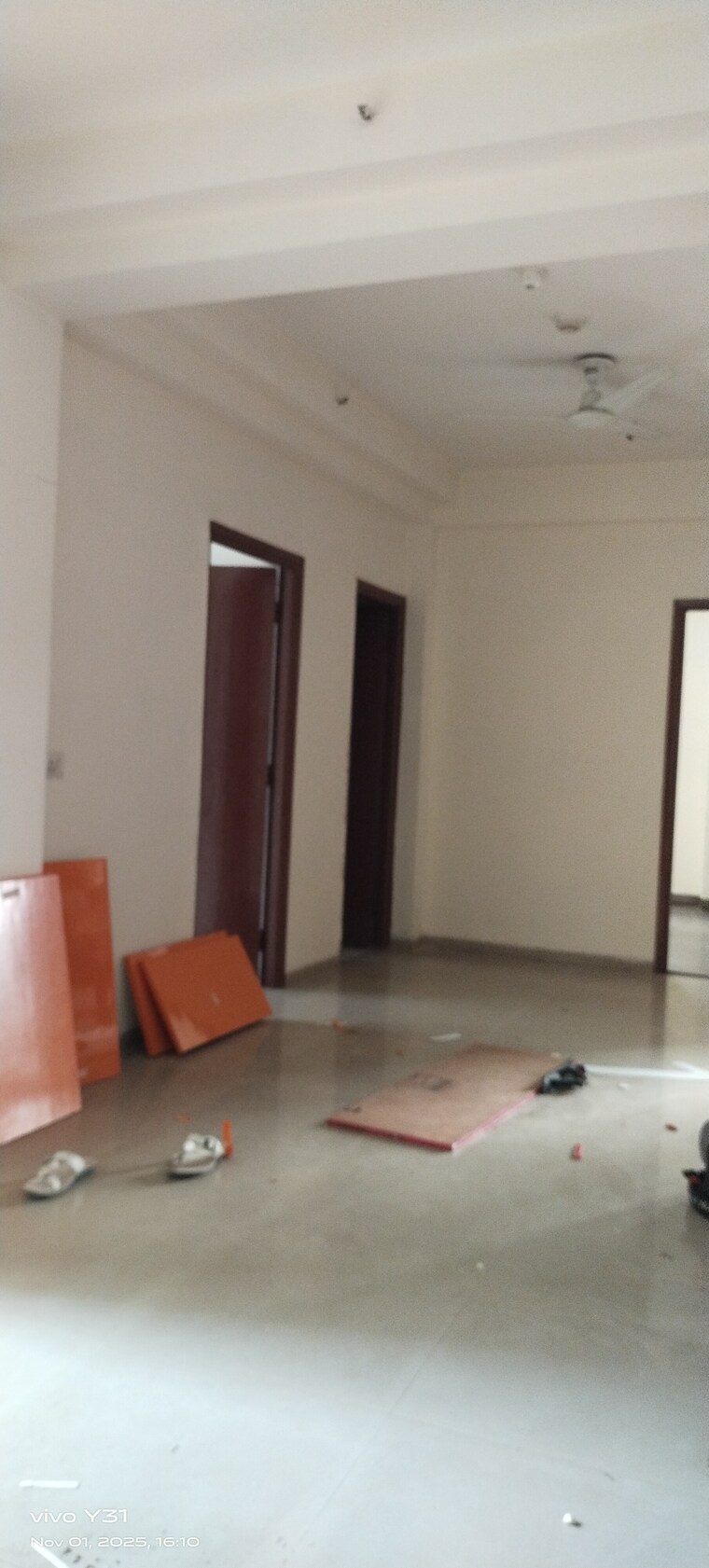 Living Room, mahagun-mywoods 2.5 Bedroom 1110 Sq.Ft. Apartment In Sector 16c Greater Noida Greater Noida 9399784