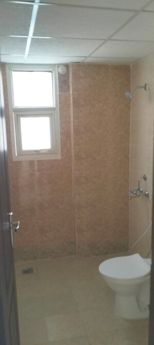 Bathroom in 3.5 BHK Apartment at Omaxe Residency II, Gomti Nagar – for Sale