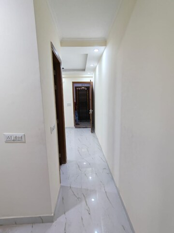 1 BHK Builder Floor For Rent in Chattarpur