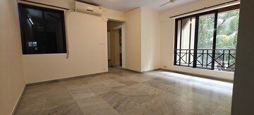 Room in 2 BHK Apartment at Hiranandani Gardens Lotus, Powai – for Rent
