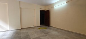 Room in 2 BHK Apartment at Hiranandani Gardens Lotus, Powai – for Rent