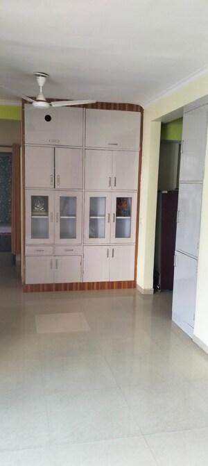 Building Lobby in 3.5 BHK Apartment at Omaxe Residency II, Gomti Nagar – for Rent