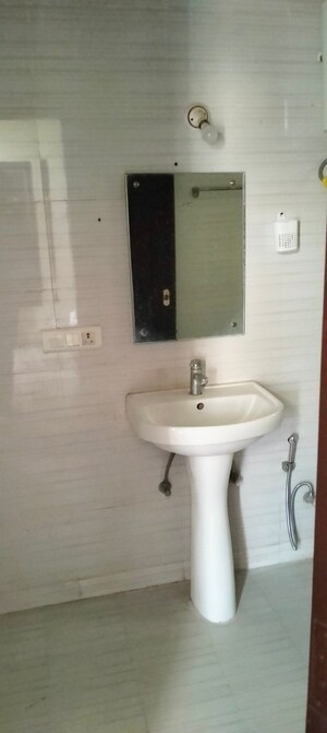 Bathroom in 3.5 BHK Apartment at Omaxe Residency II, Gomti Nagar – for Rent
