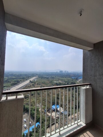 Room in 2 BHK Apartment at Lodha Codename Premier, Dombivli East – for Rent