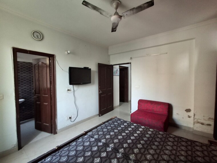 Bedroom, vip road 3 Bedroom 2400 Sq.Ft. Apartment In Vip Road Zirakpur 9399812
