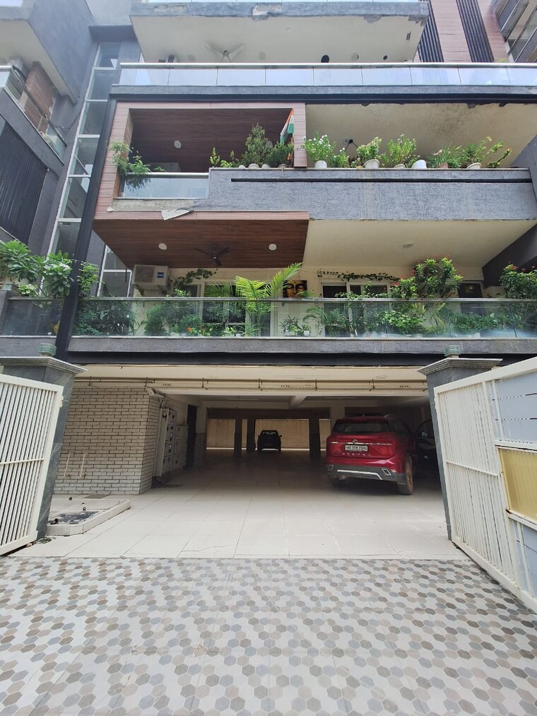 Kitchen, ansal-api-esencia 4 Bedroom 2700 Sq.Ft. Builder Floor In Sector 67 Gurgaon 9399847