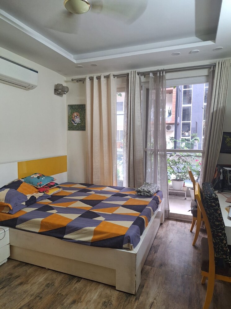 Bedroom, ansal-api-esencia 4 Bedroom 2700 Sq.Ft. Builder Floor In Sector 67 Gurgaon 9399847