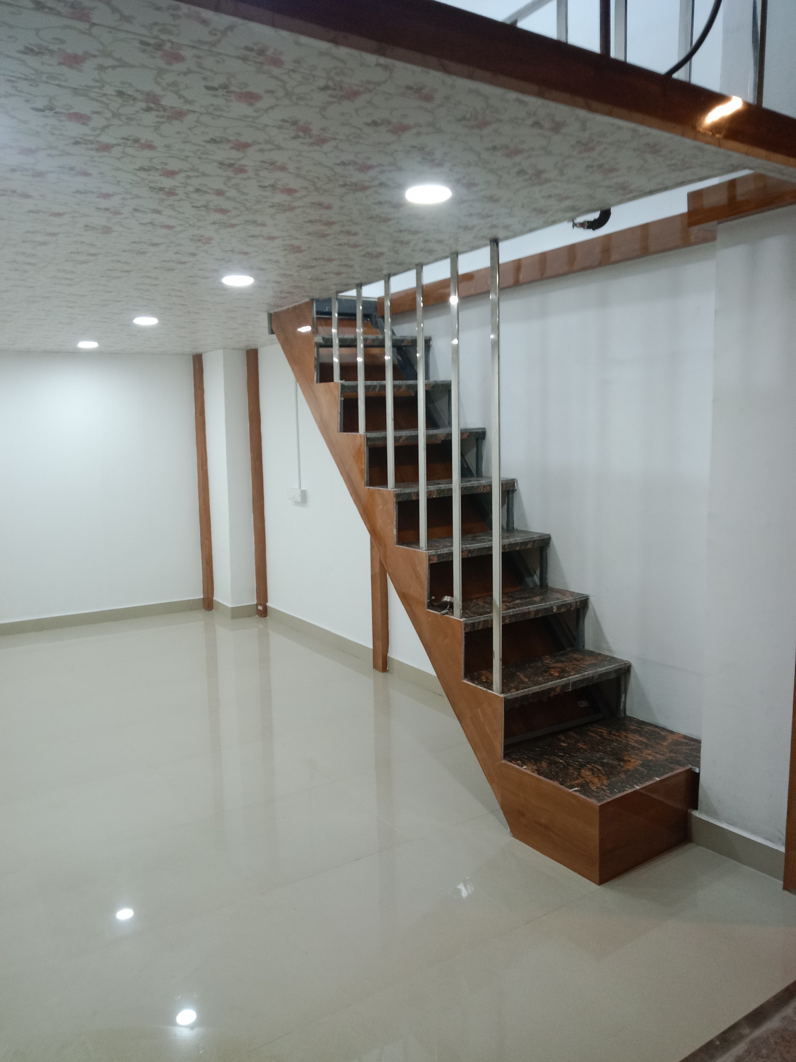 Retail Shop For Sale in Gaur City Center